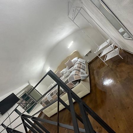 Aurora House Apartment Napoli Bagian luar foto