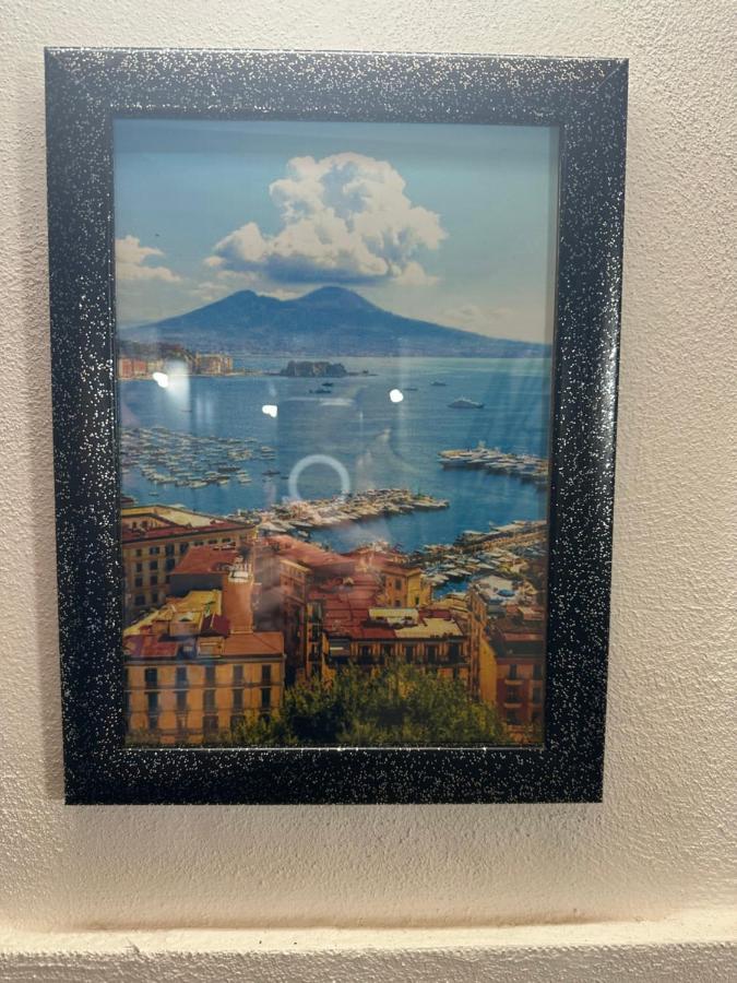 Aurora House Apartment Napoli Bagian luar foto