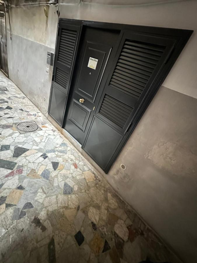 Aurora House Apartment Napoli Bagian luar foto