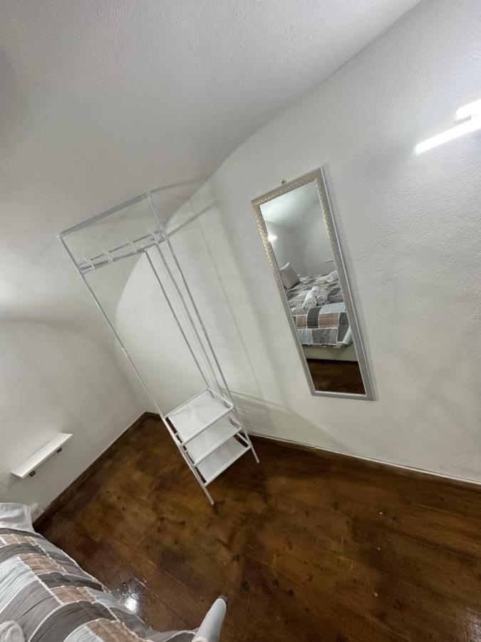 Aurora House Apartment Napoli Bagian luar foto