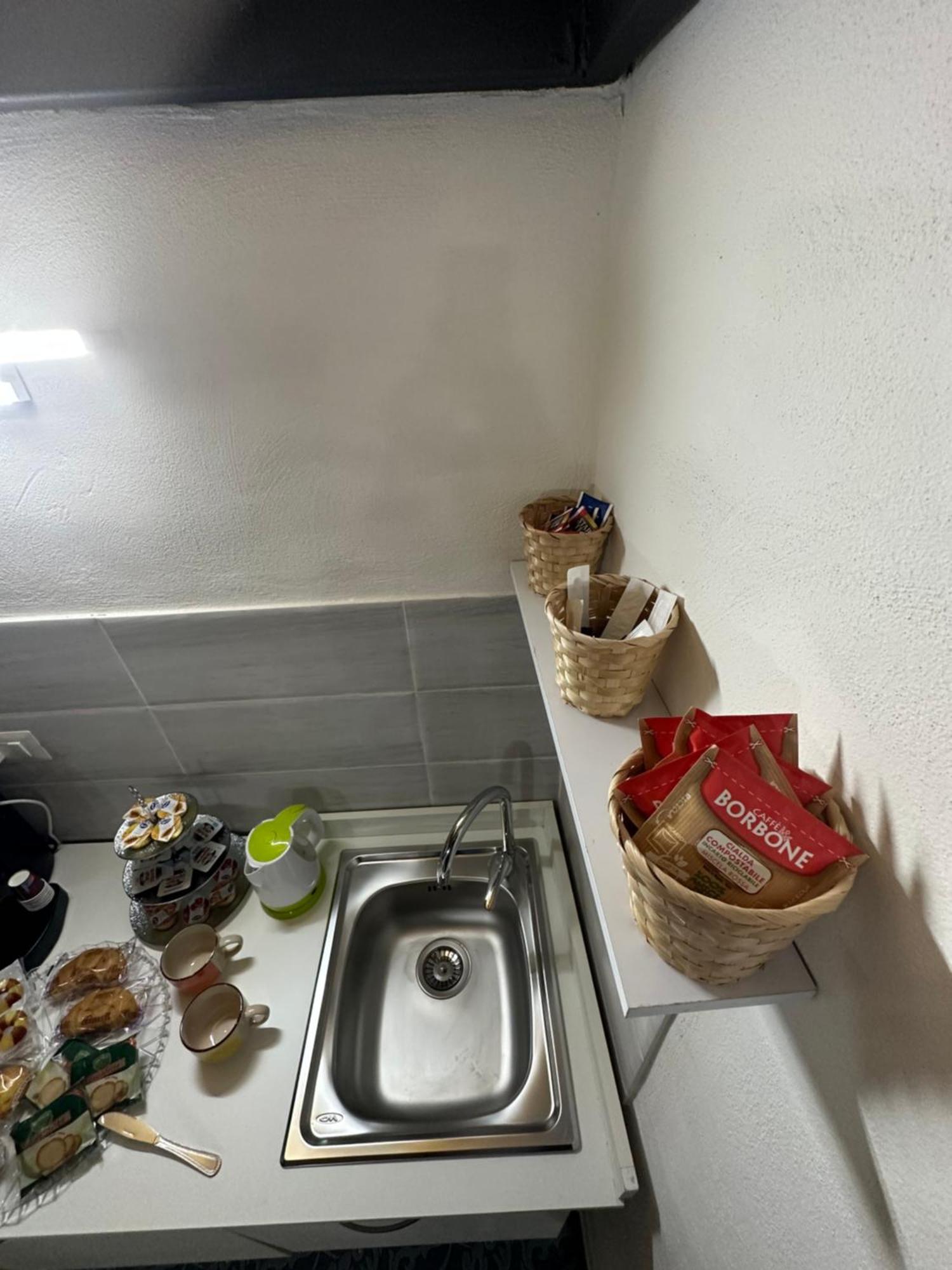 Aurora House Apartment Napoli Bagian luar foto