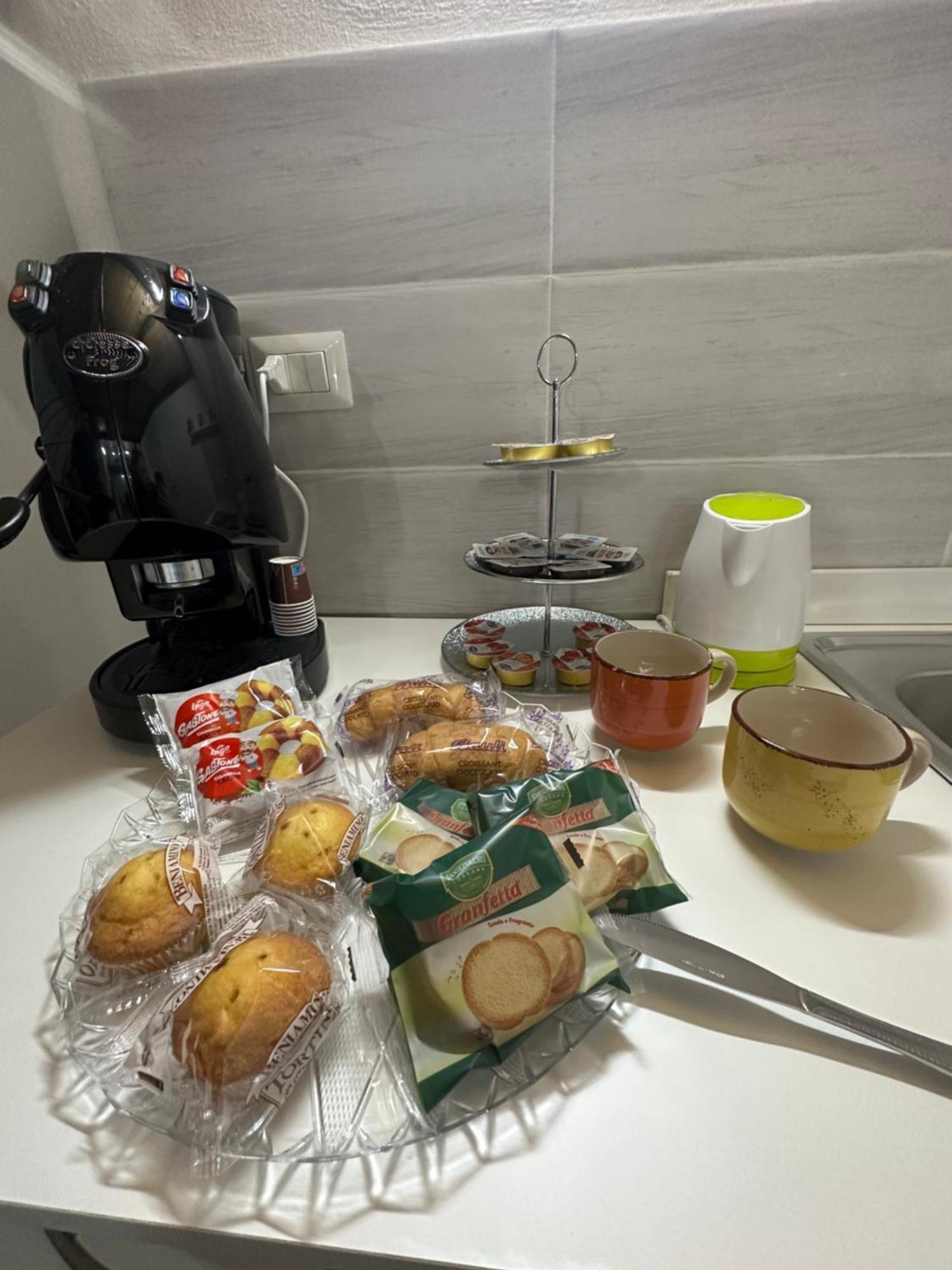 Aurora House Apartment Napoli Bagian luar foto